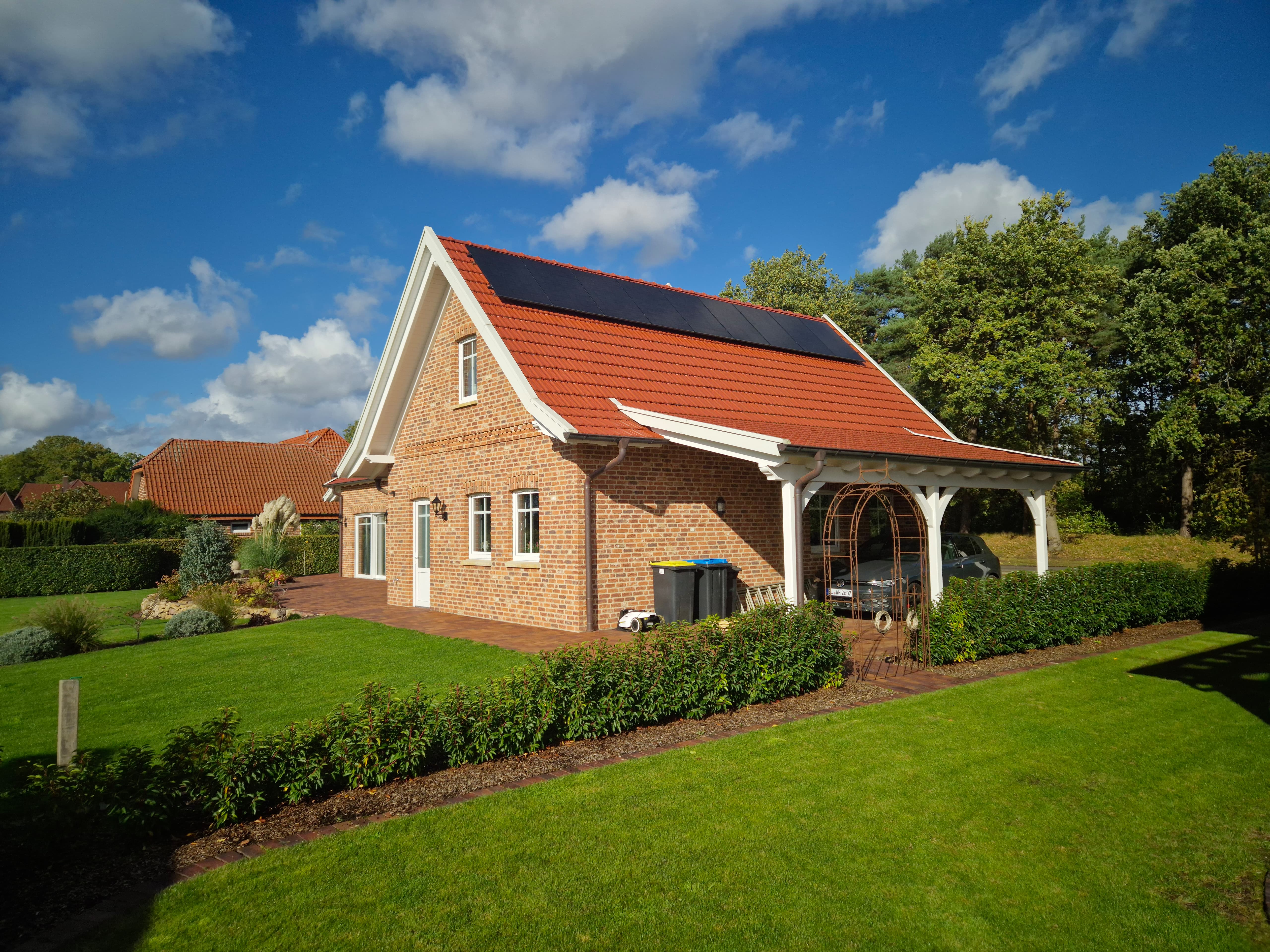 Einfamilienhaus mit Carport